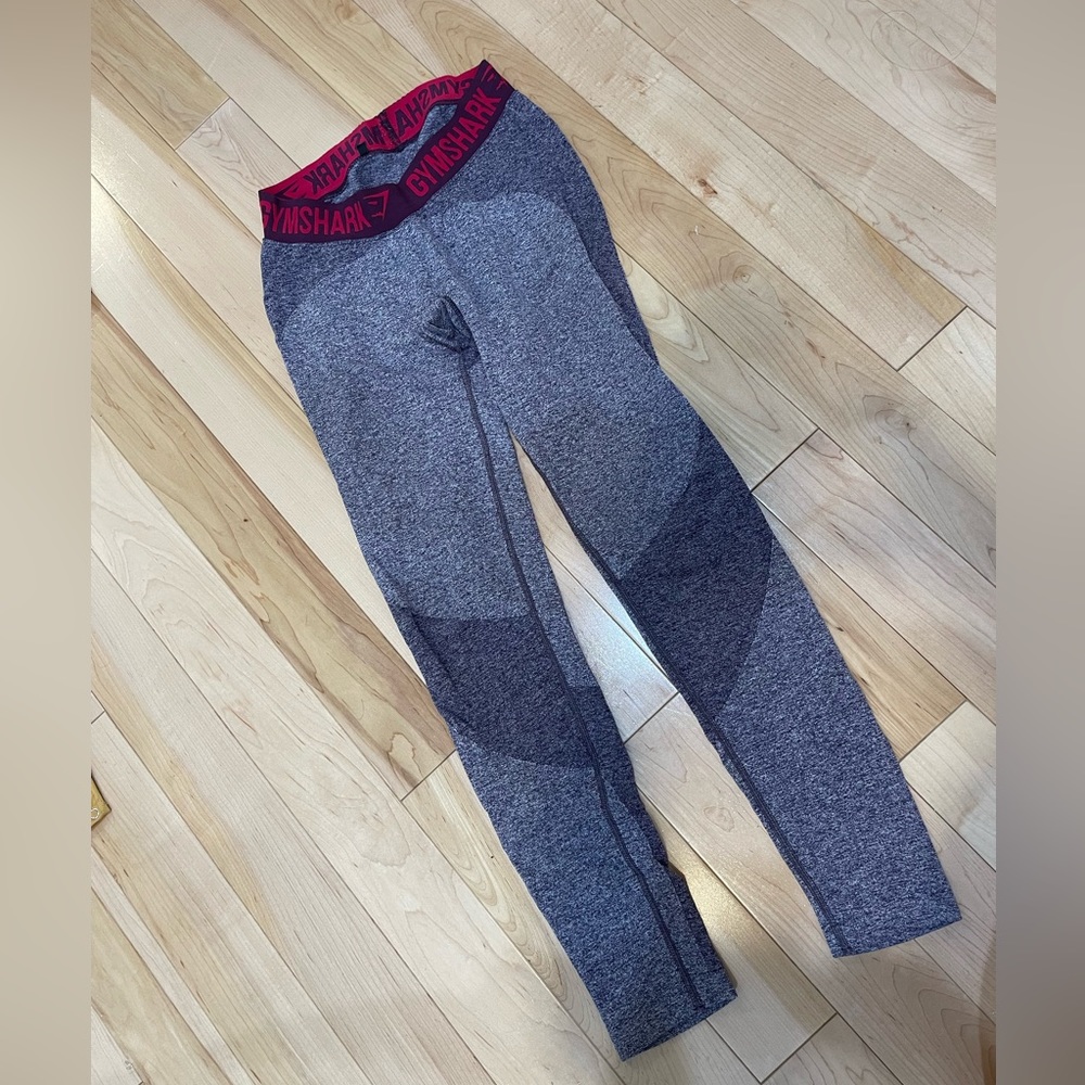 GYMSHARK flex leggings - size small